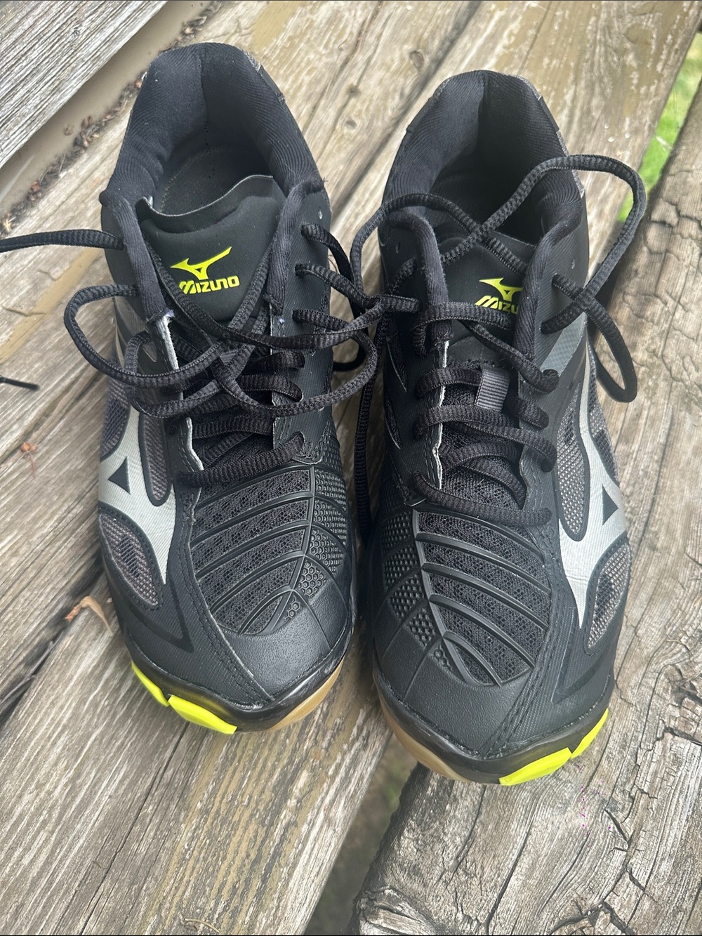 Mizuno Black Athletic Shoes with Gray Panels and Yellow Accents